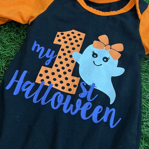 My First Halloween Outfit - Picture 3 of 4